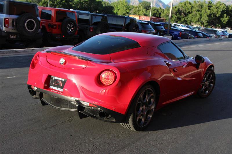 Used 2015 Alfa Romeo 4C Launch Edition w/ Convenience Group RWD image 9