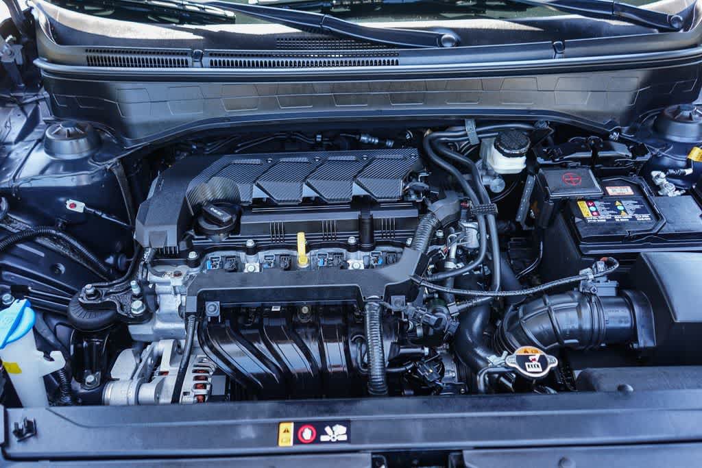 Certified 2024 Hyundai Venue SEL FWD image 28