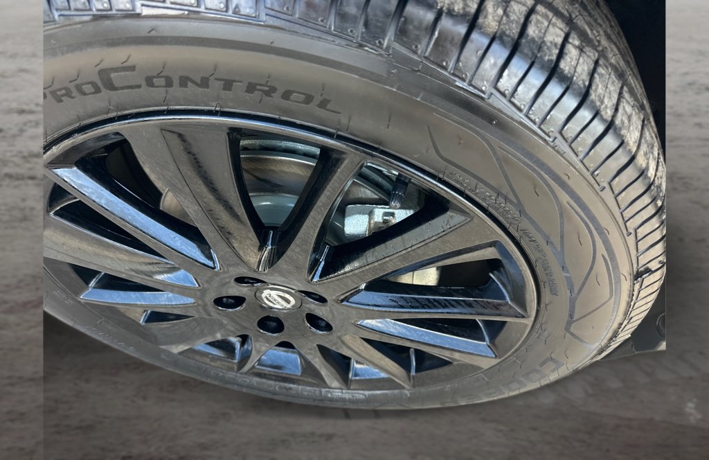 Used 2022 Nissan Murano SV w/ SV Midnight Edition Package FWD image 17