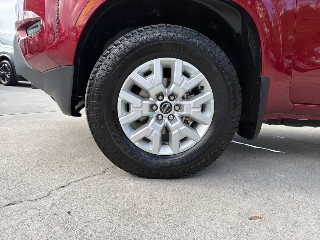 Used 2023 Nissan Frontier SV w/ Technology Package image 11