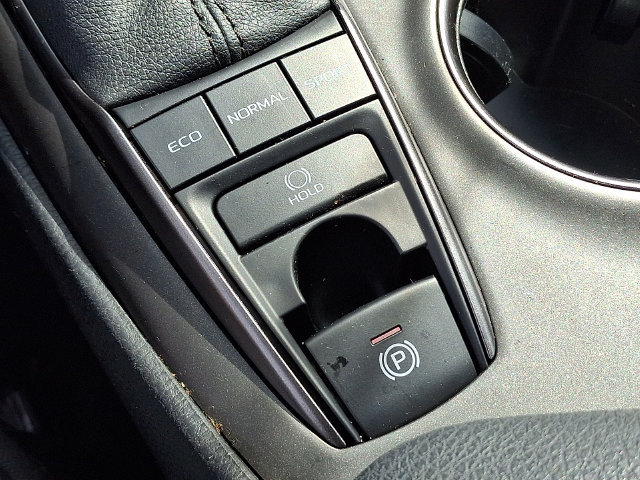 Certified 2024 Toyota Camry SE AWD/4WD image 16