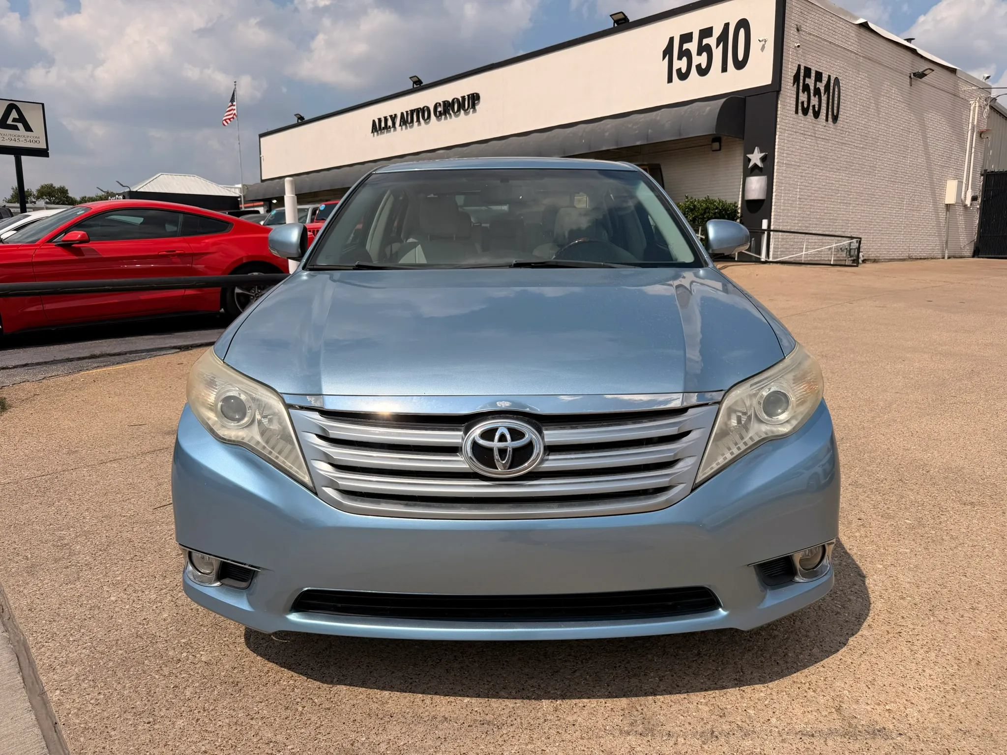 Used 2012 Toyota Avalon Limited FWD image 8