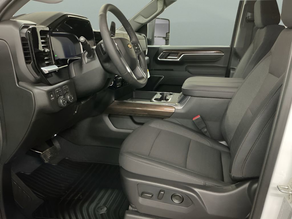 New 2026 Chevrolet Silverado 2500 LT image 14