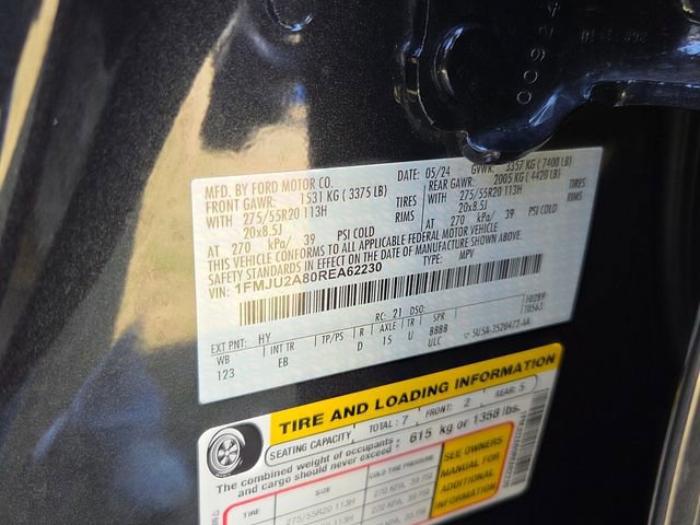 Used 2024 Ford Expedition Limited image 6