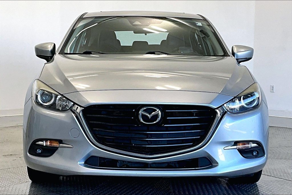 Used 2017 MAZDA MAZDA3 Grand Touring FWD image 3