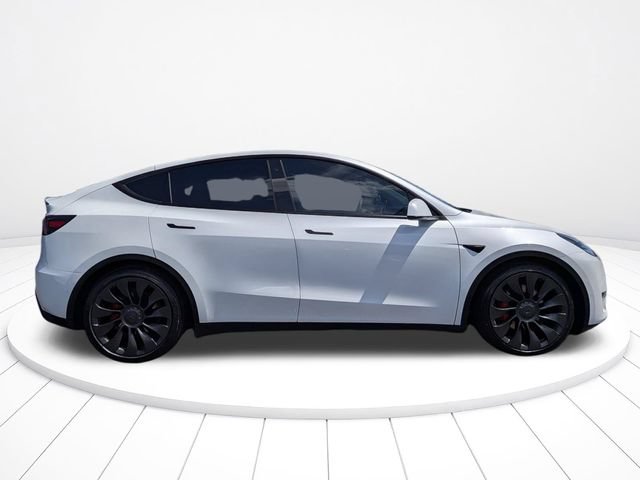 Used 2021 Tesla Model Y Performance AWD/4WD image 2
