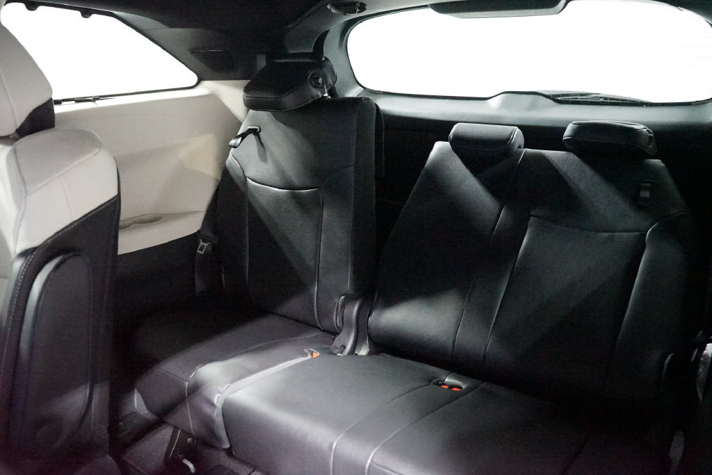 New 2026 Toyota Sienna Platinum AWD/4WD image 34