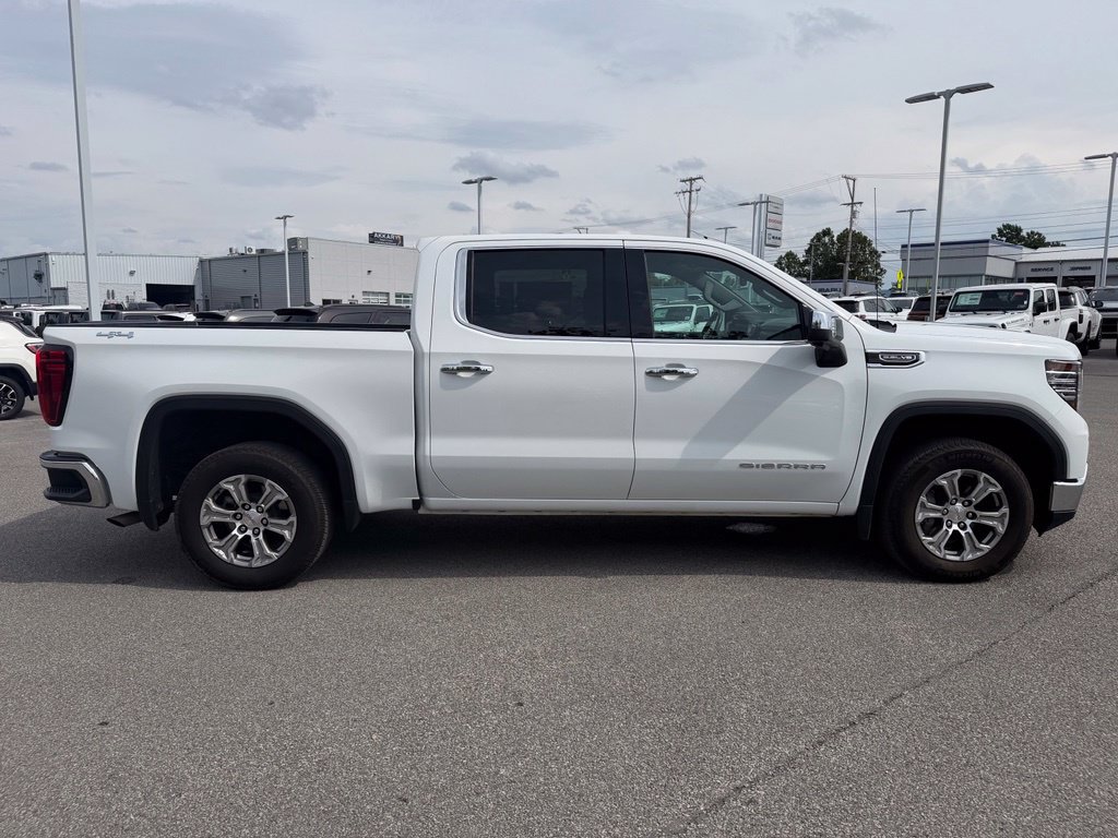 Used 2025 GMC Sierra 1500 SLT AWD/4WD image 8