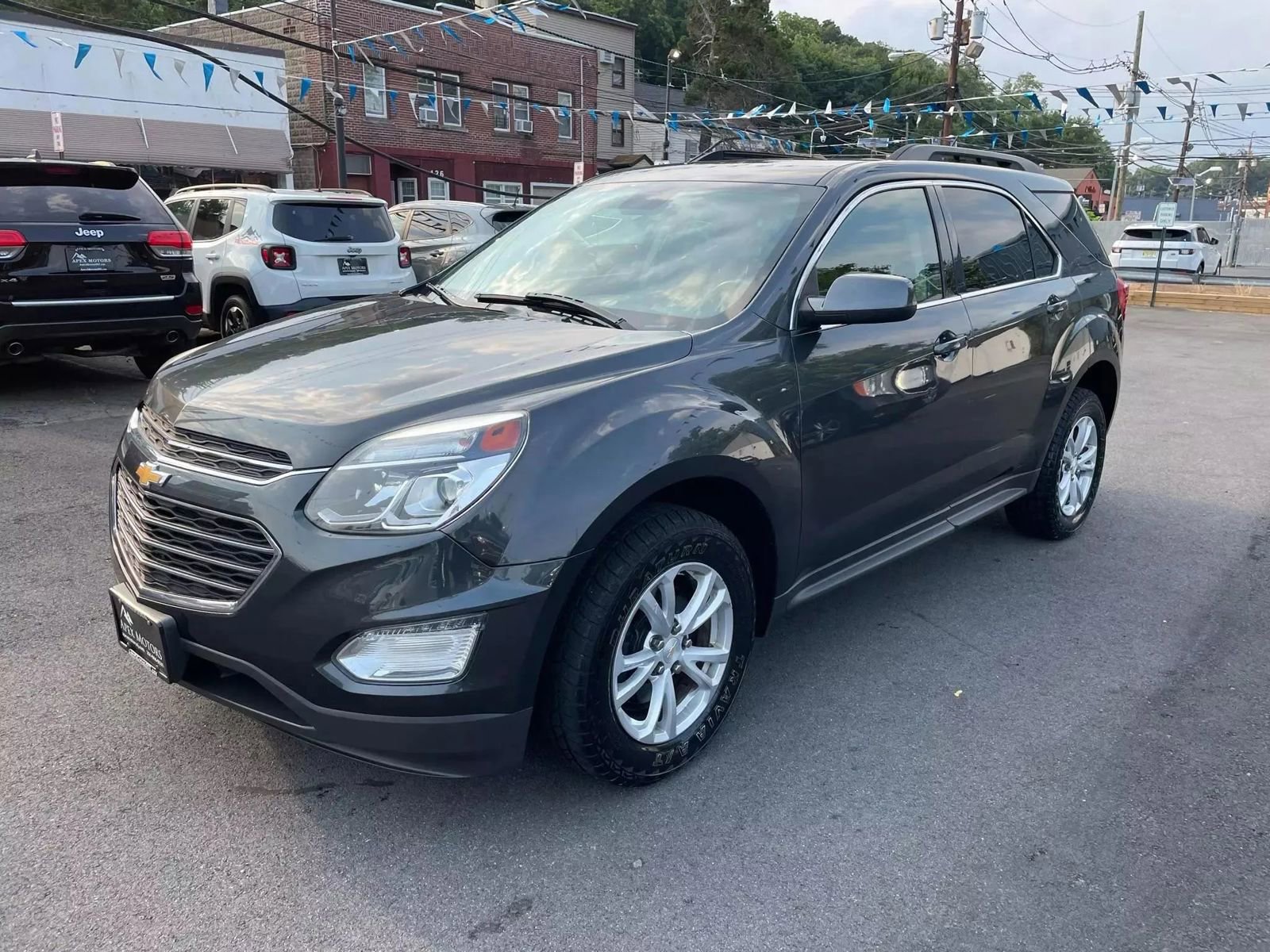 Used 2017 Chevrolet Equinox LT w/ Convenience Package image 6