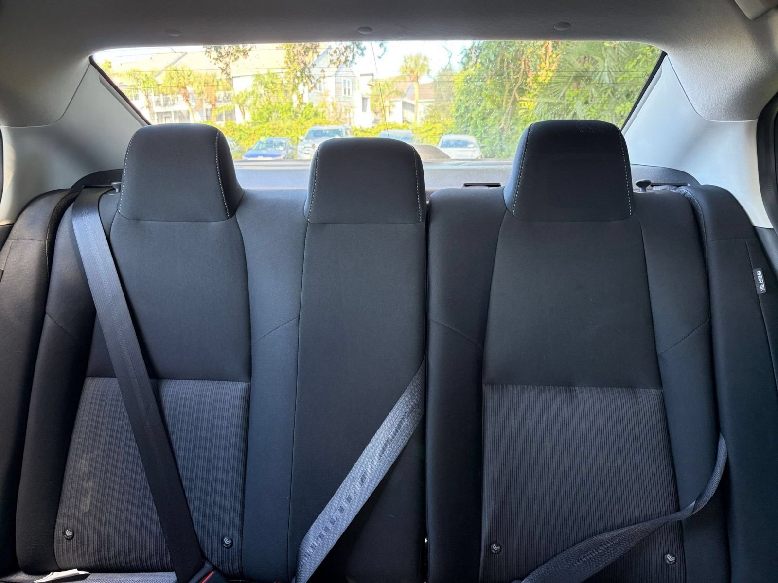 Used 2025 Nissan Sentra SV FWD image 35