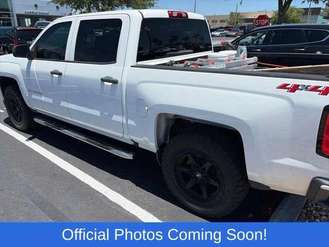 Used 2018 Chevrolet Silverado 1500 Custom w/ Custom Value Package AWD/4WD image 4