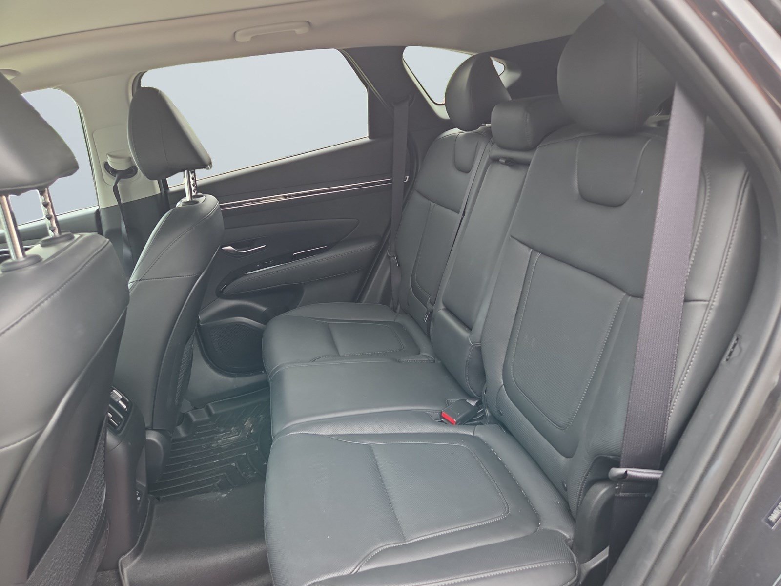 Certified 2023 Hyundai Tucson Limited AWD/4WD image 15