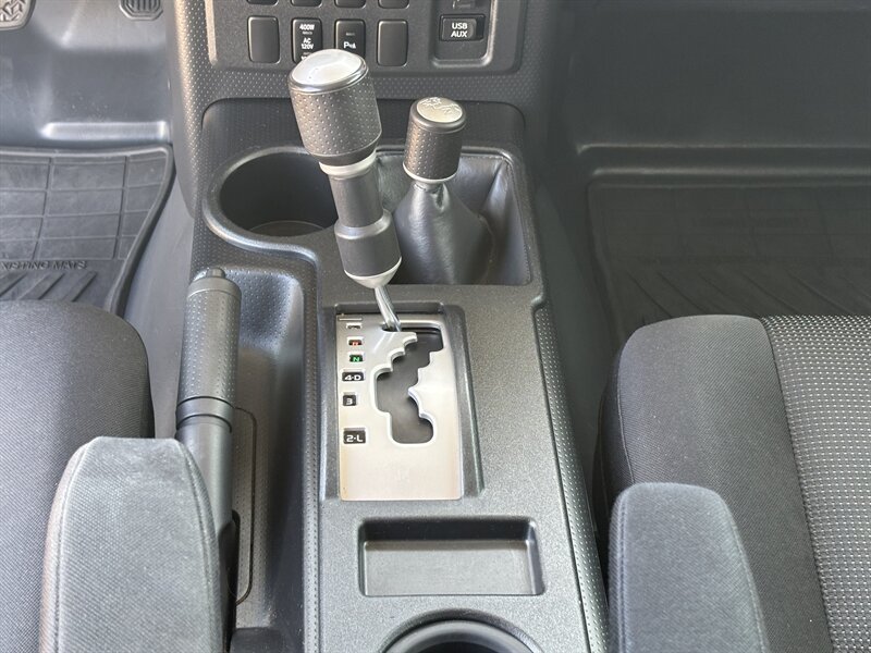 Used 2014 Toyota FJ Cruiser 4WD w/ Upgrade Package image 30