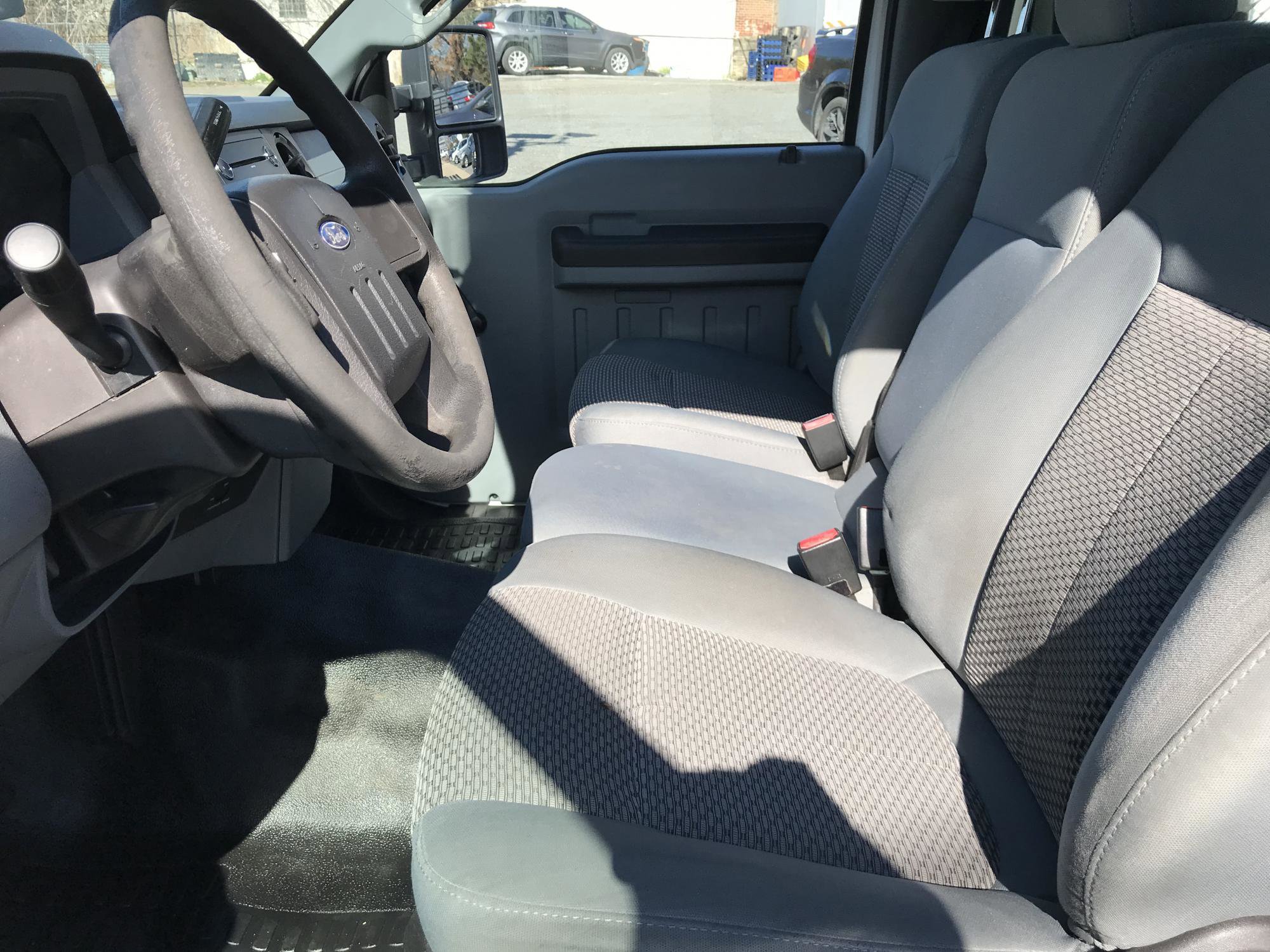 Used 2011 Ford F450 XL w/ XL Value Pkg image 7