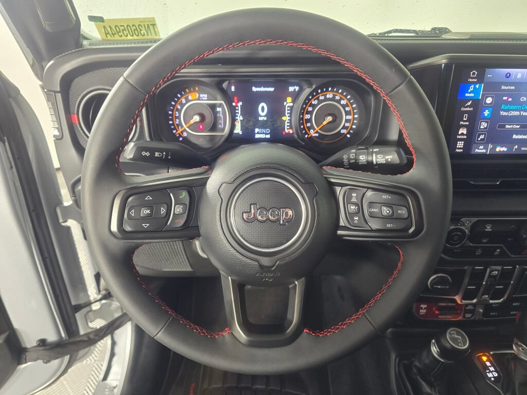 Used 2024 Jeep Wrangler Unlimited Rubicon AWD/4WD image 27