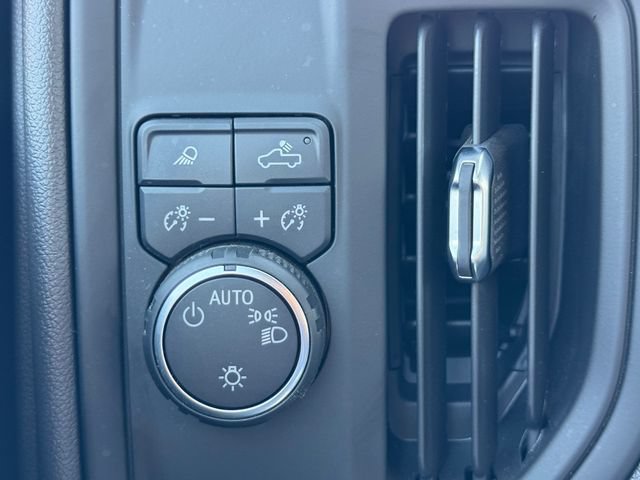 Used 2025 Chevrolet Silverado 1500 W/T w/ WT Safety Package RWD image 18
