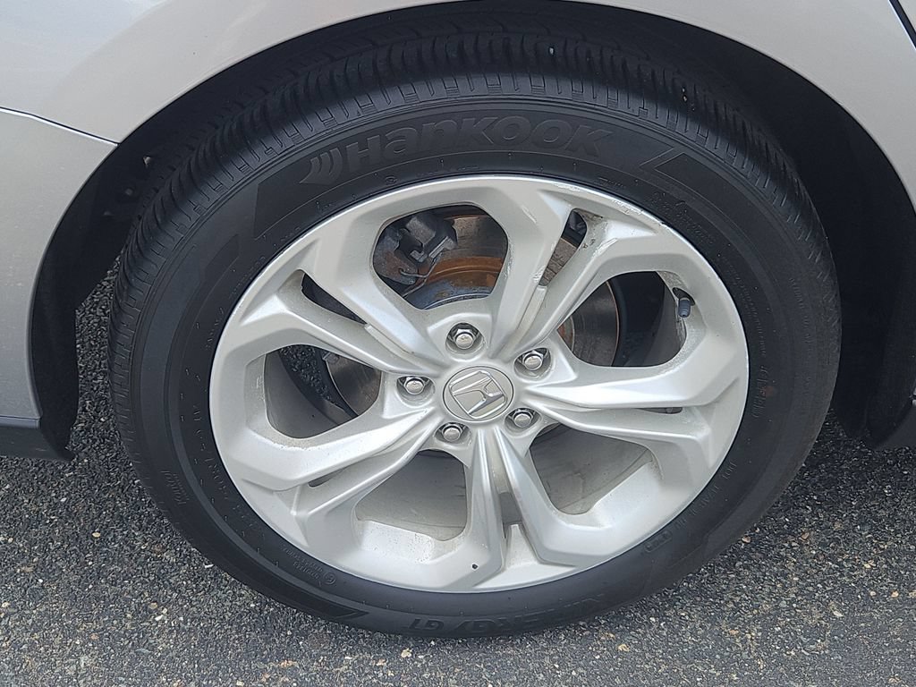 Certified 2023 Honda Accord LX image 9