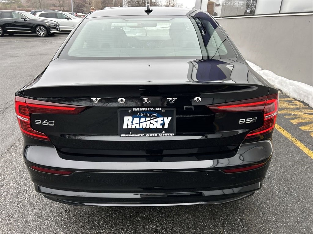 Certified 2025 Volvo S60 B5 Plus image 25
