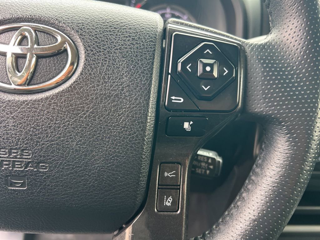 Used 2020 Toyota 4Runner Venture image 16