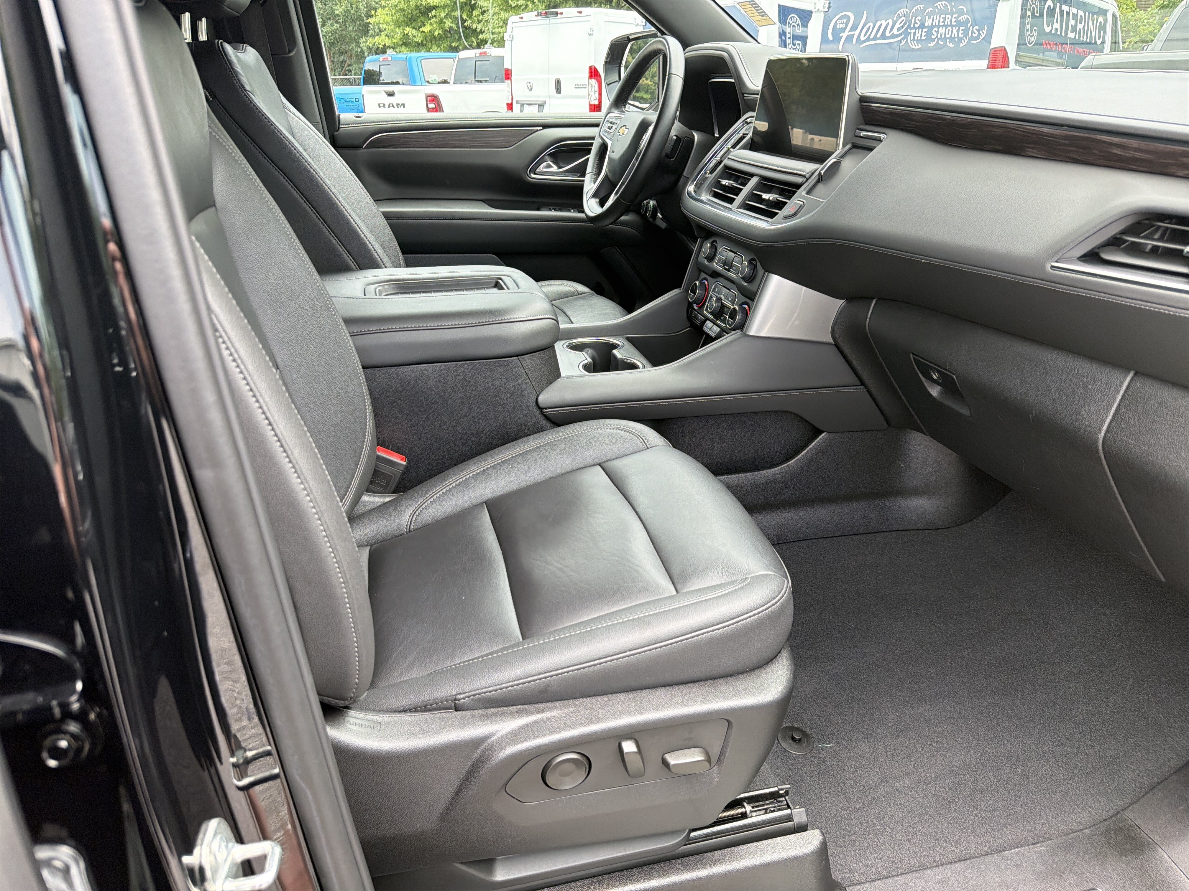 Used 2024 Chevrolet Tahoe LT RWD image 16