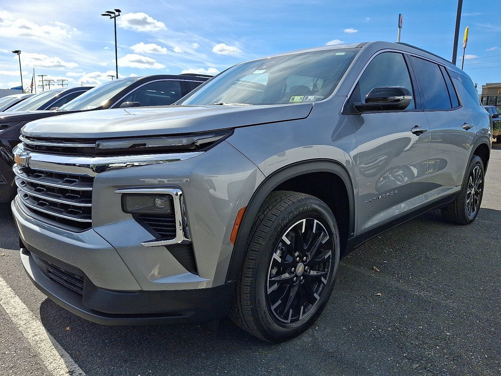 New 2026 Chevrolet Traverse LT w/ Sun and Wheel Package image 3