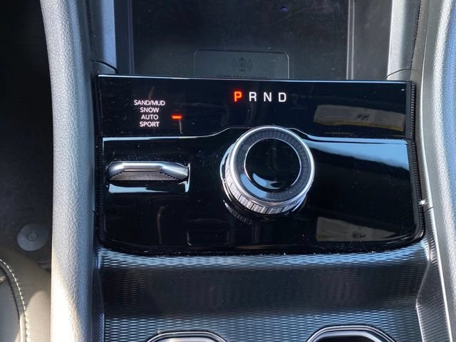 Used 2025 Jeep Grand Cherokee L Limited w/ Luxury Tech Group II AWD/4WD image 20