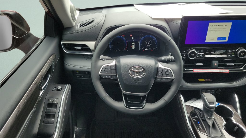 New 2026 Toyota Highlander Limited AWD/4WD image 10