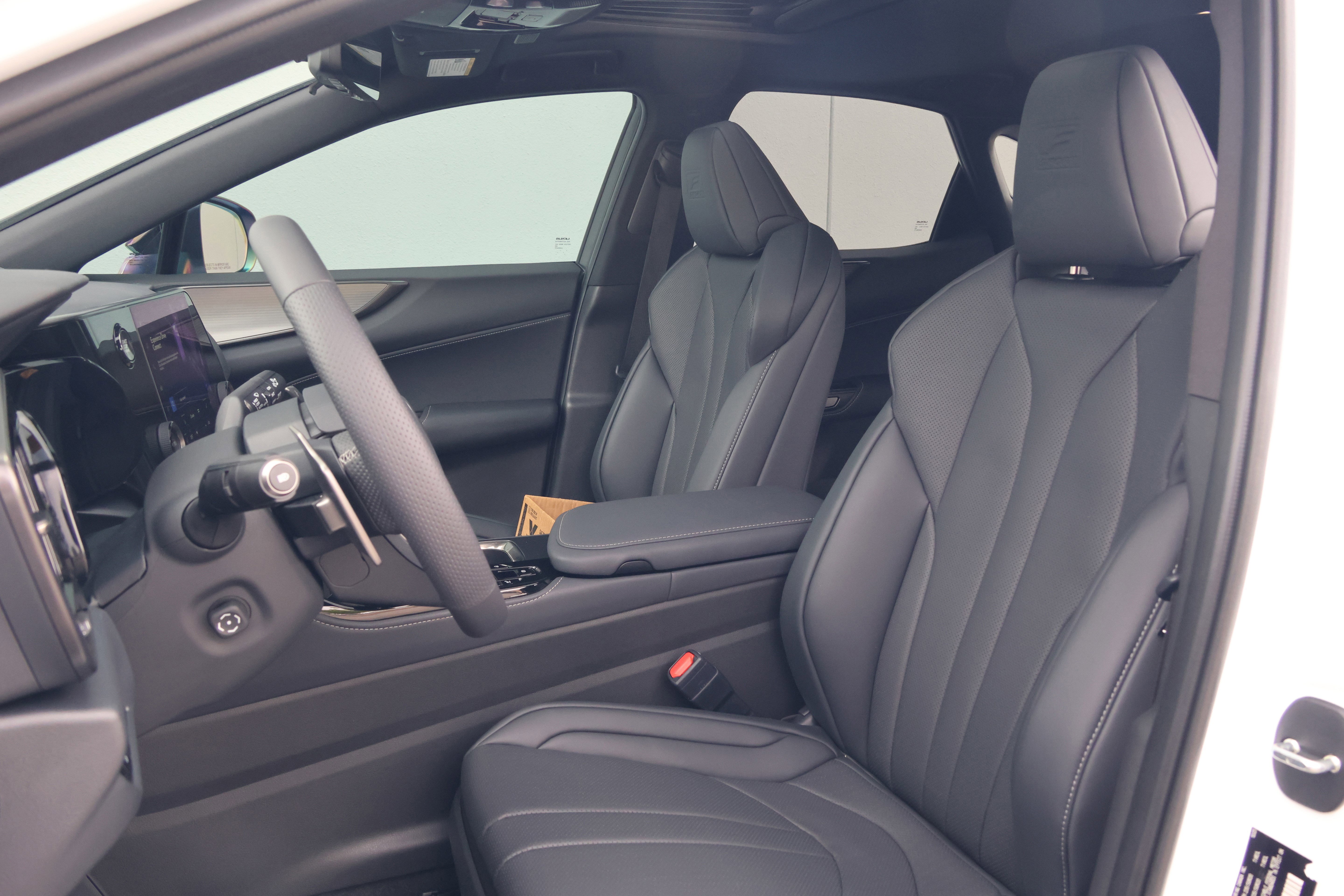 Used 2026 Lexus NX 350 F Sport w/ Accessory Package (2T) AWD/4WD image 34