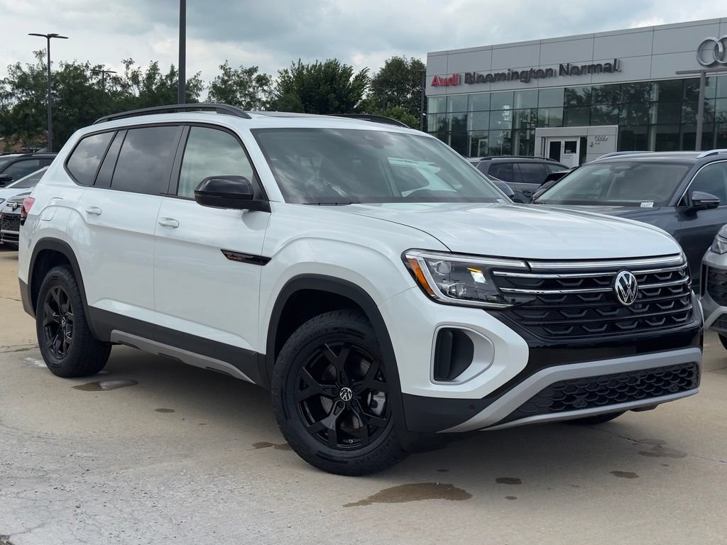 New 2026 Volkswagen Atlas Peak Edition