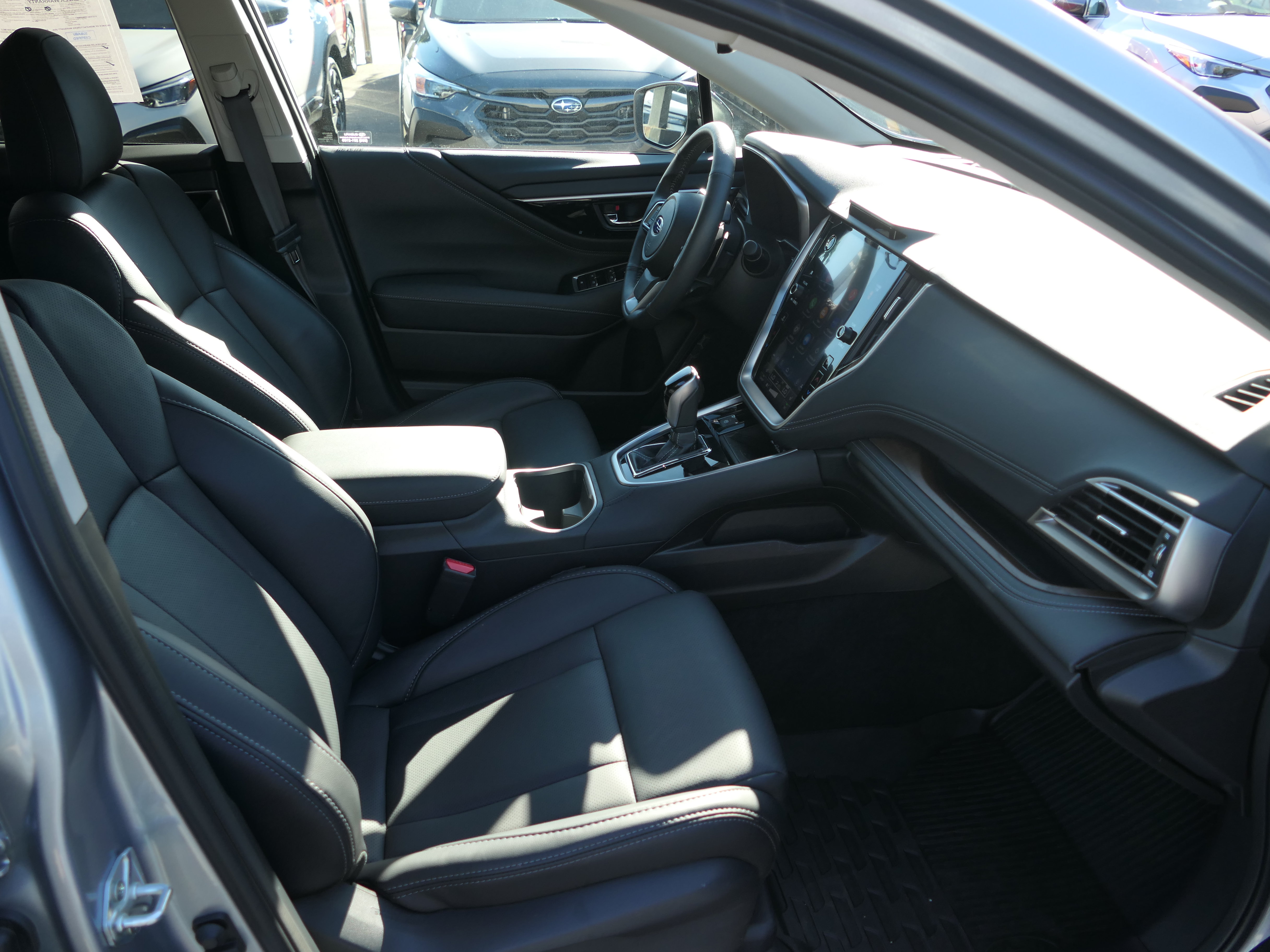 Used 2025 Subaru Outback Limited w/ Tech Package 2 AWD/4WD image 26