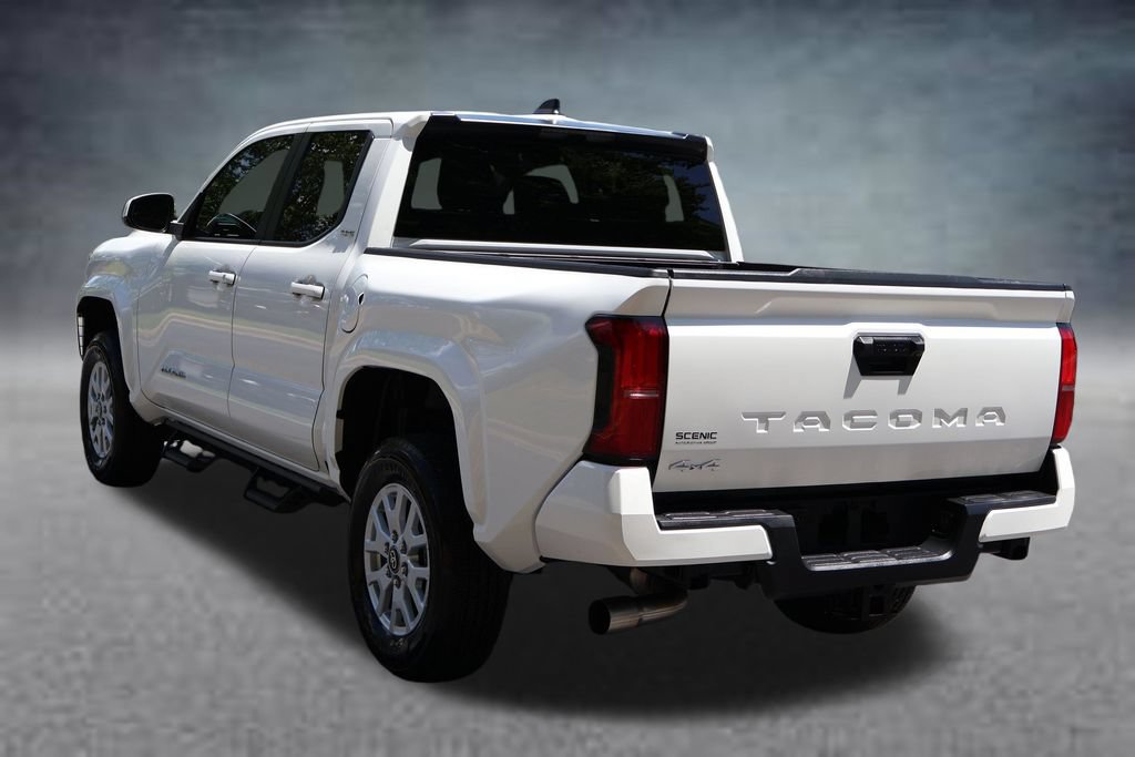 Used 2024 Toyota Tacoma SR5 AWD/4WD image 20