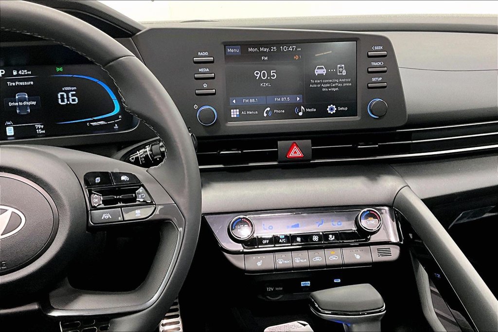 New 2026 Hyundai Elantra SEL Sport Premium FWD image 16