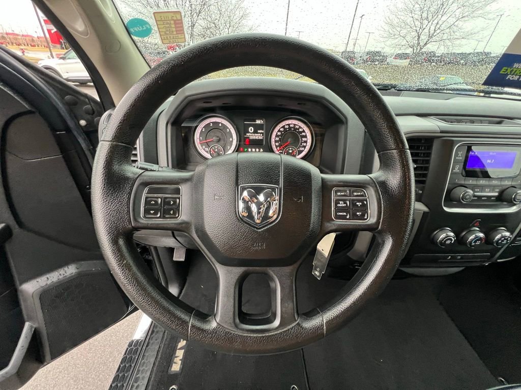 Used 2015 RAM 1500 Express image 32