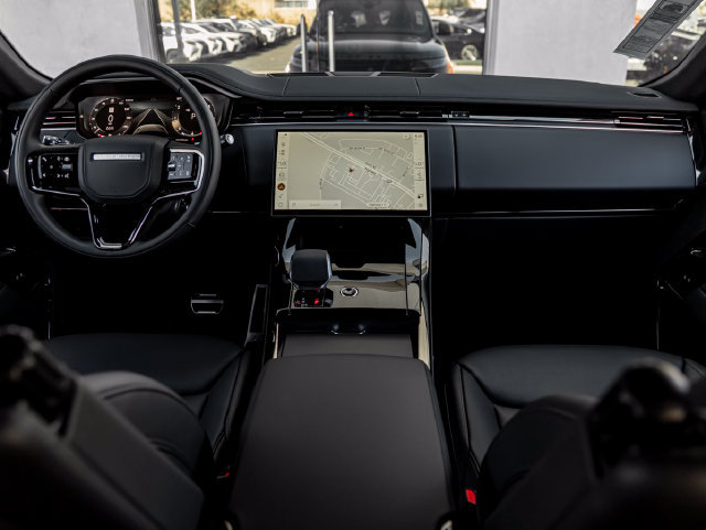 New 2026 Land Rover Range Rover Sport Dynamic SE AWD/4WD image 18