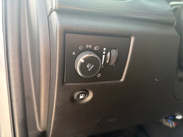 Used 2021 Jeep Grand Cherokee Laredo X AWD/4WD image 11