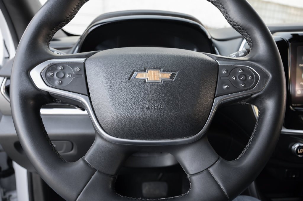 Used 2023 Chevrolet Traverse LT FWD image 21