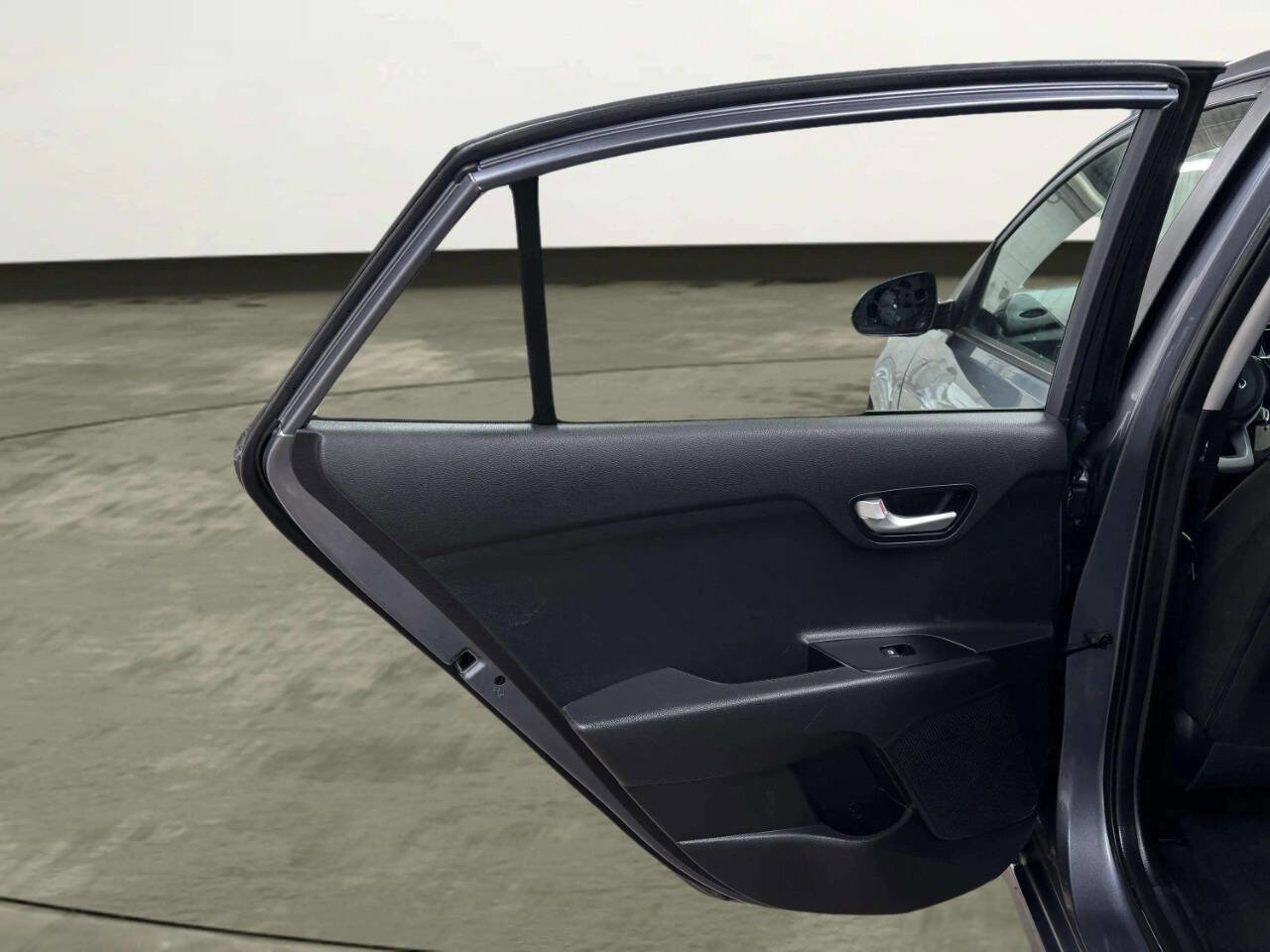 Used 2020 Kia Rio S image 13