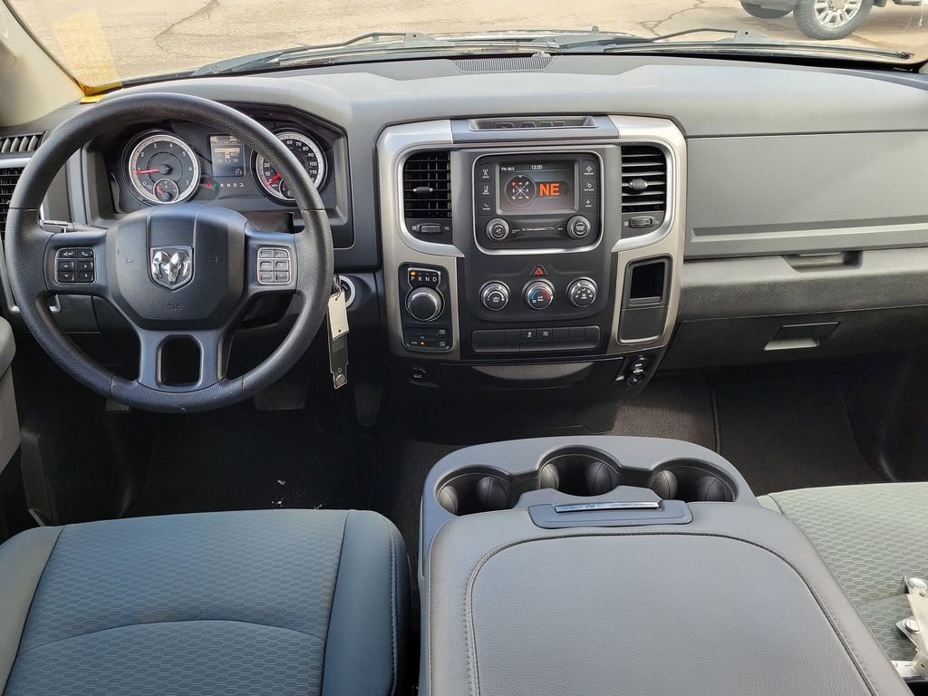 Used 2017 RAM 1500 Classic SLT image 26