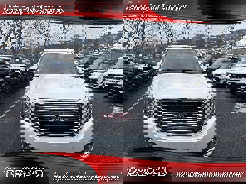 Used 2018 GMC Yukon XL SLT w/ Premium Edition image 2