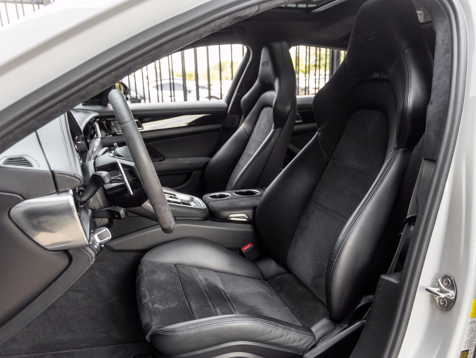Certified 2022 Porsche Panamera GTS w/ Premium Package AWD/4WD image 5