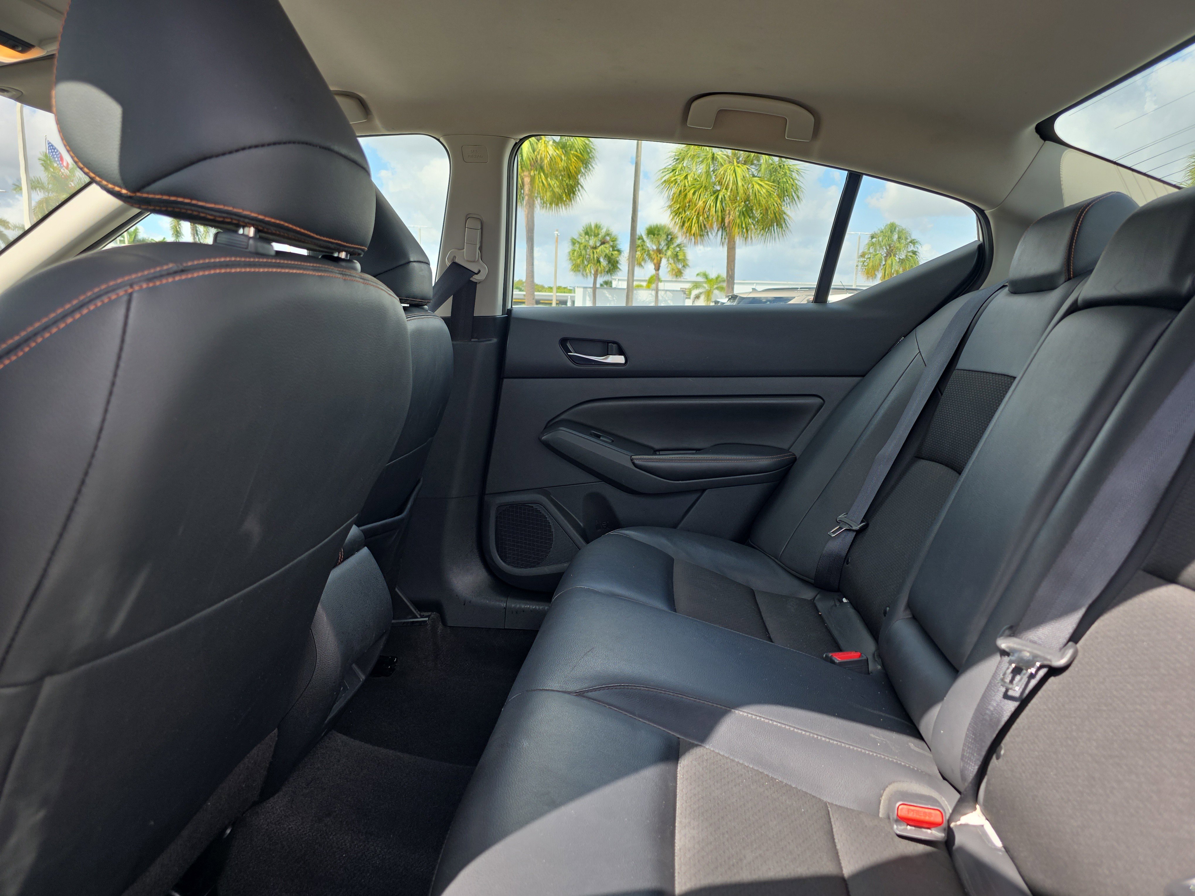 Used 2022 Nissan Altima 2.5 SR image 16