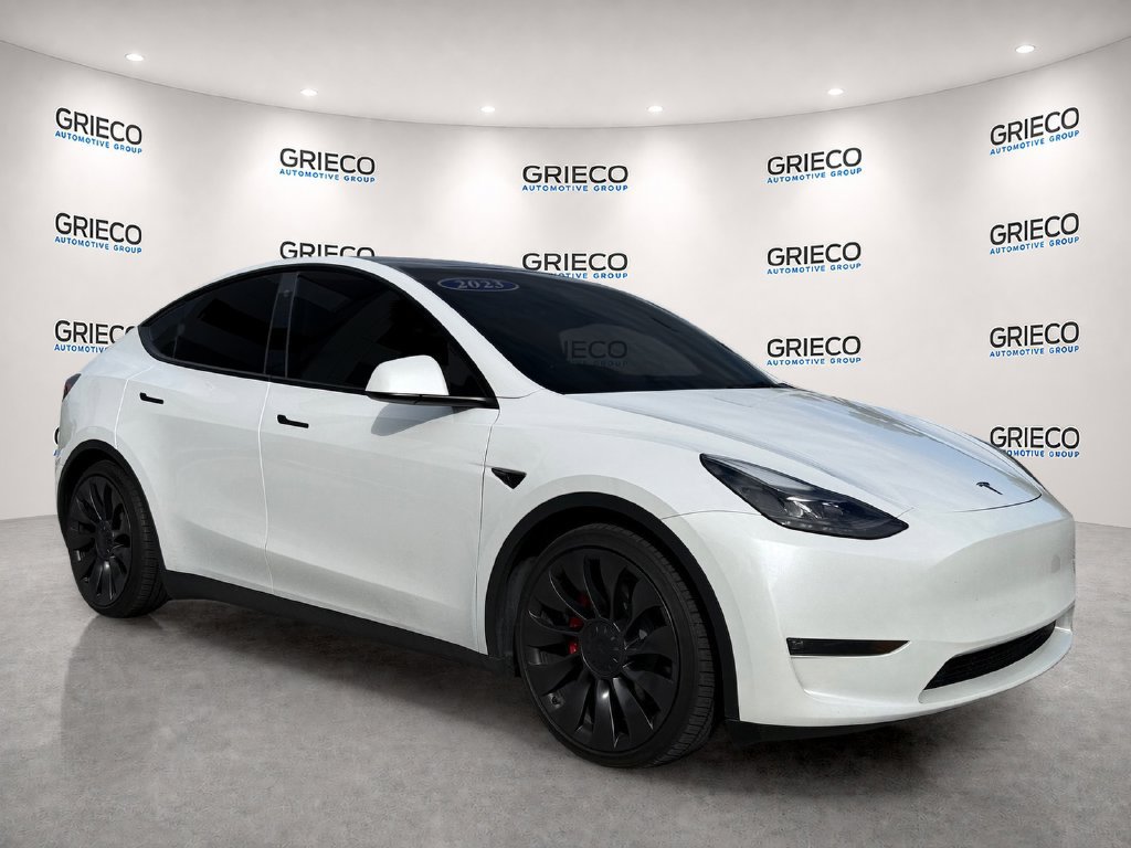 Used 2023 Tesla Model Y Performance AWD/4WD image 1