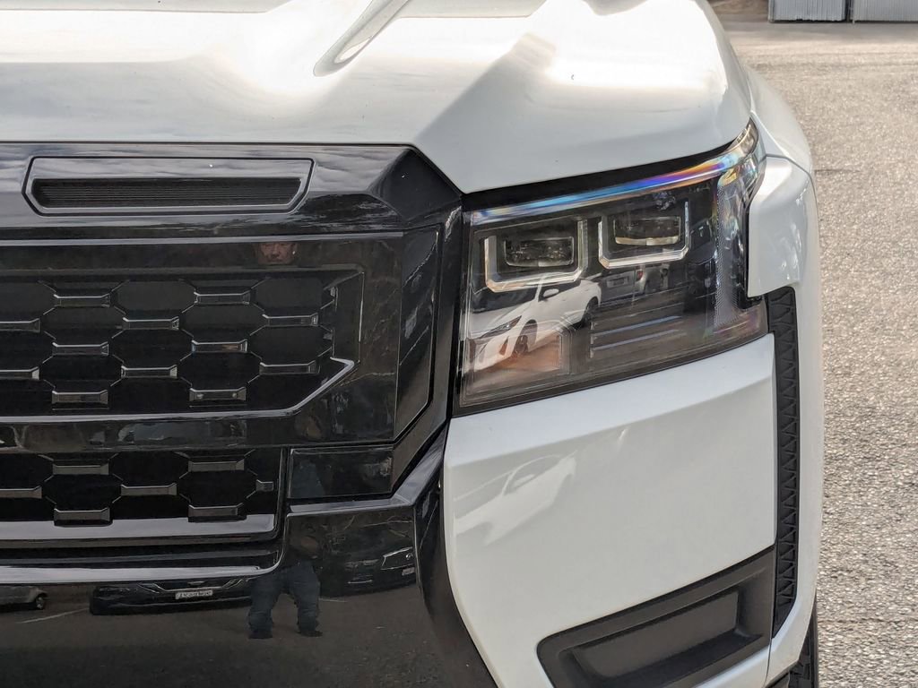 New 2026 Nissan Frontier SV image 10