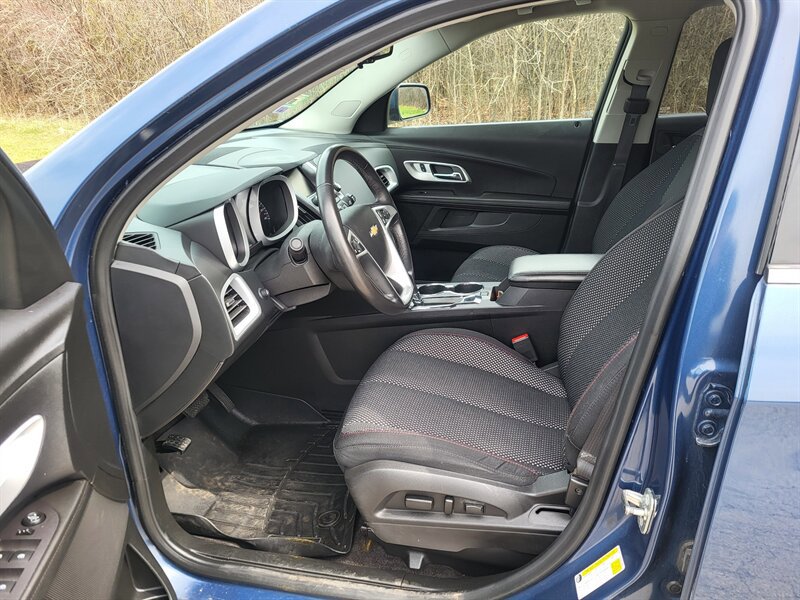 Used 2016 Chevrolet Equinox LT w/ Convenience Package image 11
