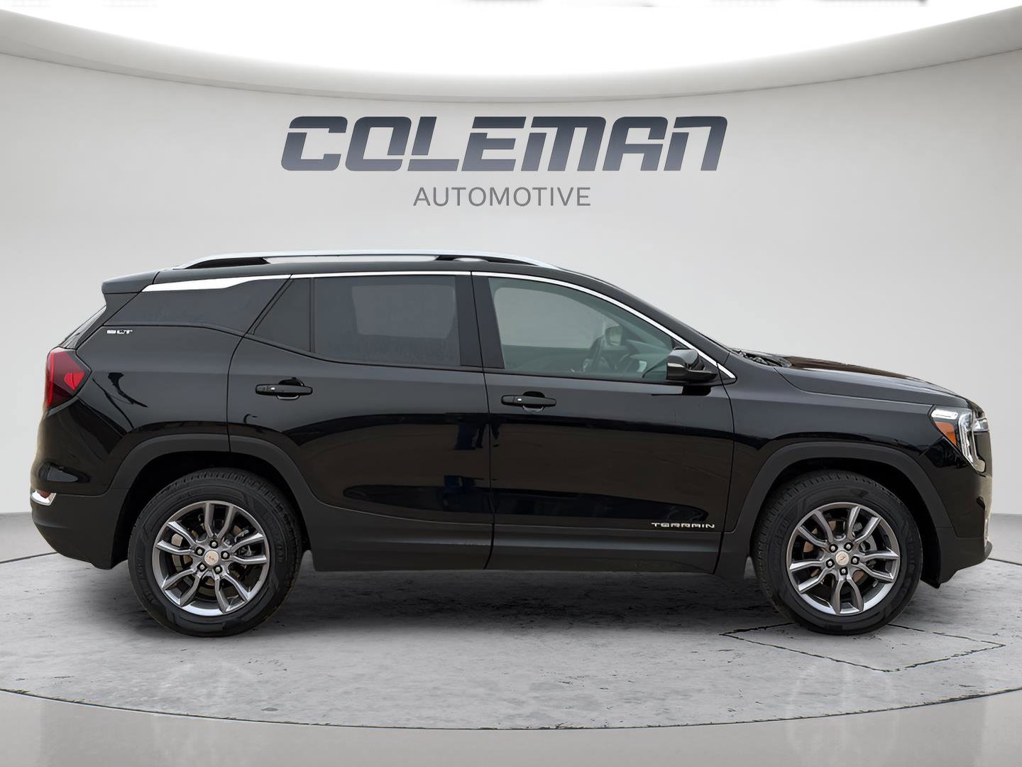 Used 2022 GMC Terrain SLT image 6