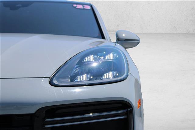 Used 2023 Porsche Cayenne Turbo AWD/4WD image 5