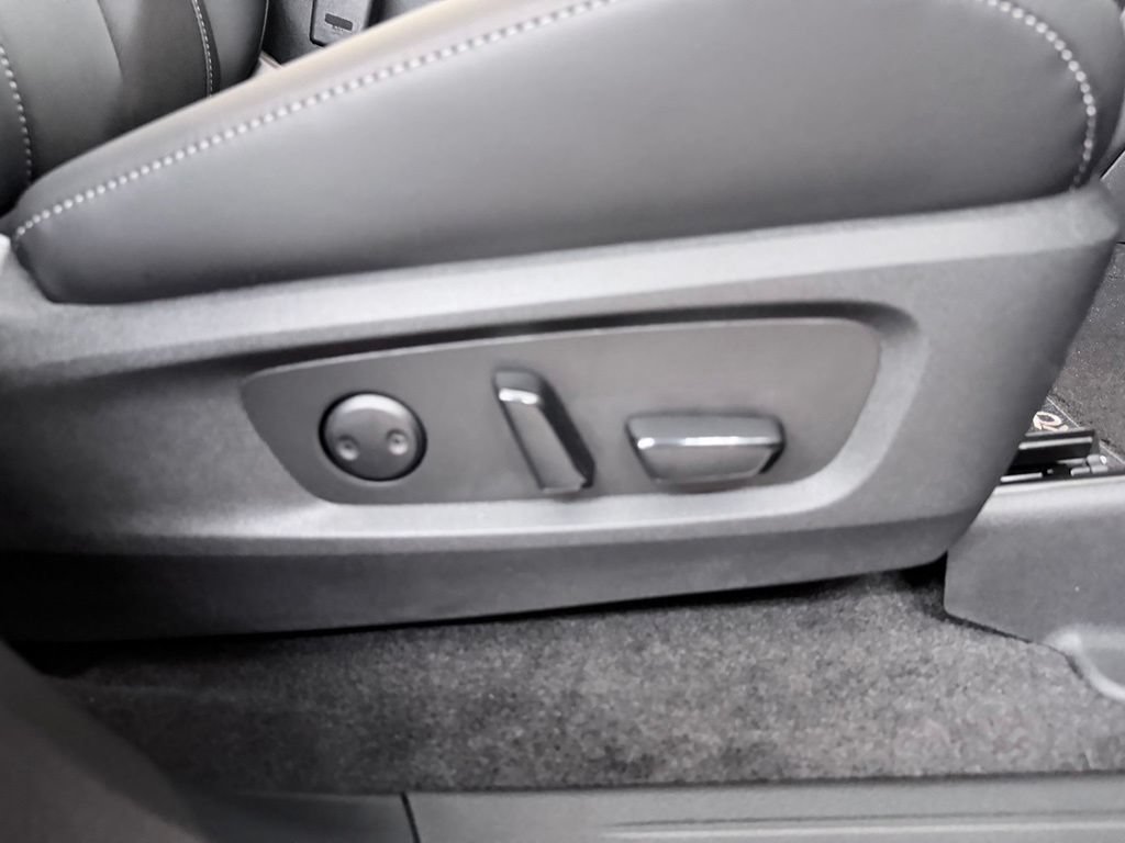New 2027 INFINITI QX60 Luxe FWD image 50