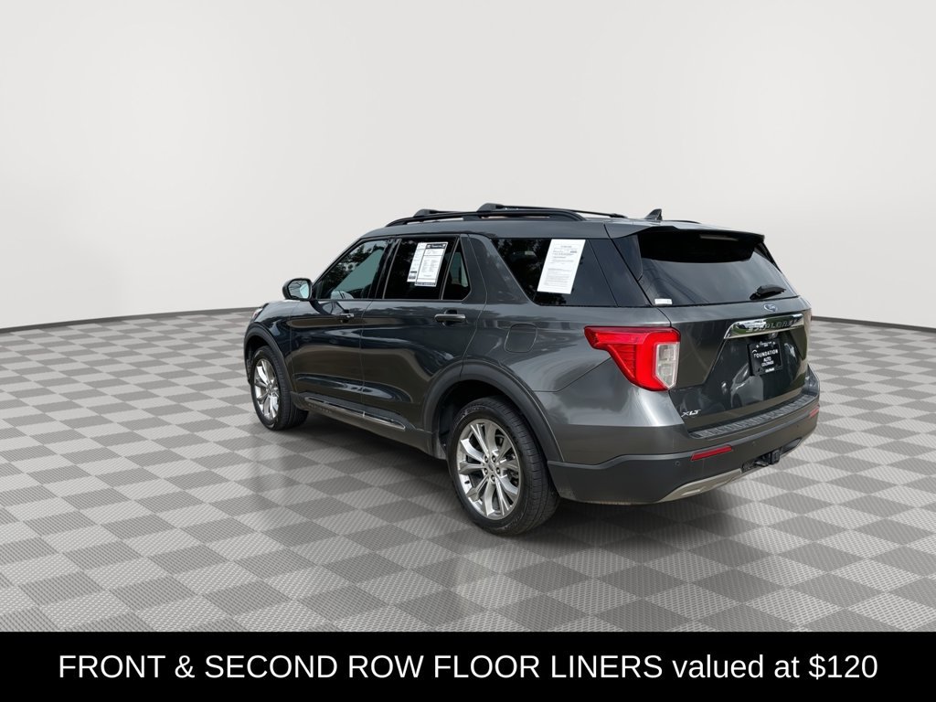 Used 2020 Ford Explorer XLT w/ Equipment Group 202A AWD/4WD image 9