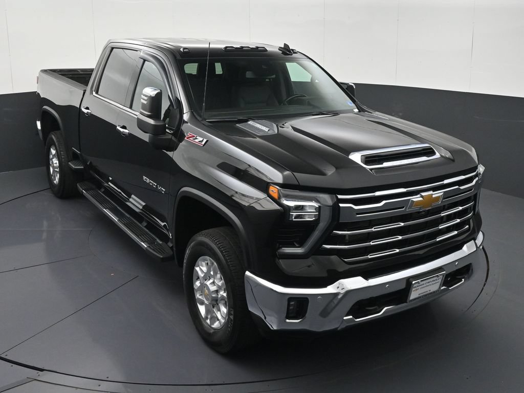 Used 2024 Chevrolet Silverado 2500 LTZ w/ LTZ Convenience Package AWD/4WD image 29