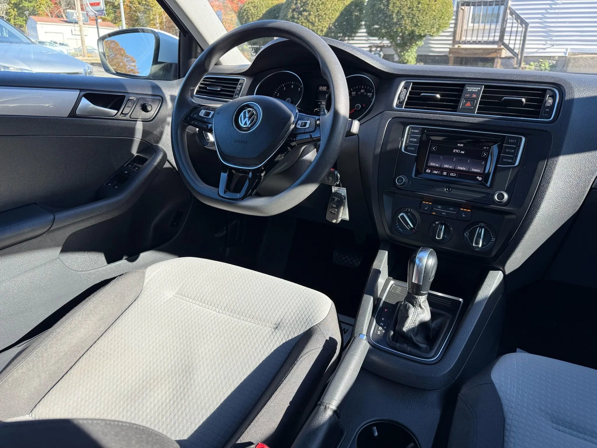 Used 2017 Volkswagen Jetta S w/ Jetta S Cold Weather Package image 29